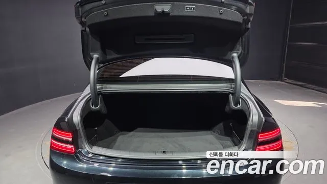 Genesis G80 RG3 — Фото автомобиля 20