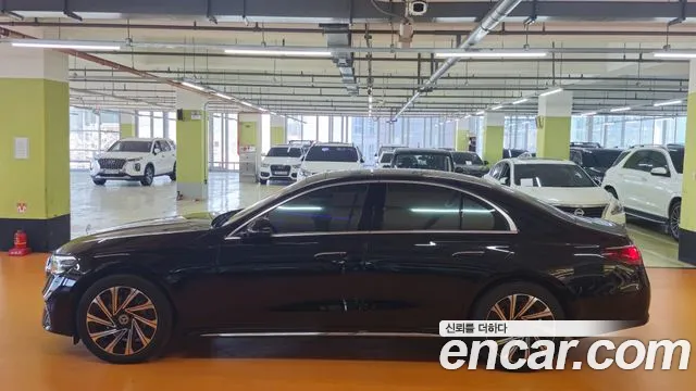 Mercedes-Benz E-Class W214 — Фото автомобиля 18