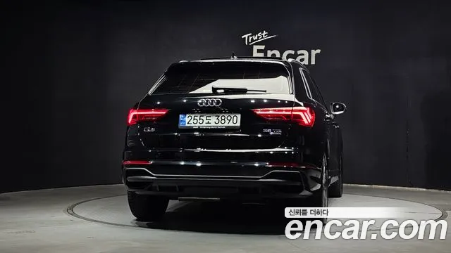 Audi Q3 35 TDI quattro Premium — Фото автомобиля 4