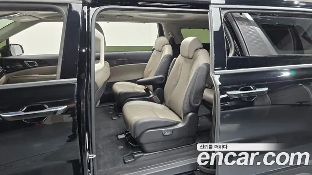 Kia Carnival 4th Gen — Фото автомобиля 11