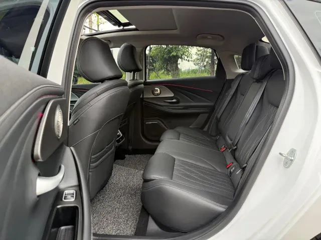 Chery Arrizo 8 — Фото автомобиля 5