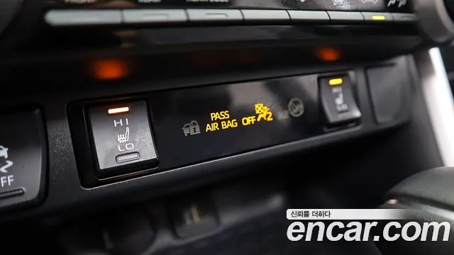 Toyota RAV4 — Фото автомобиля 17