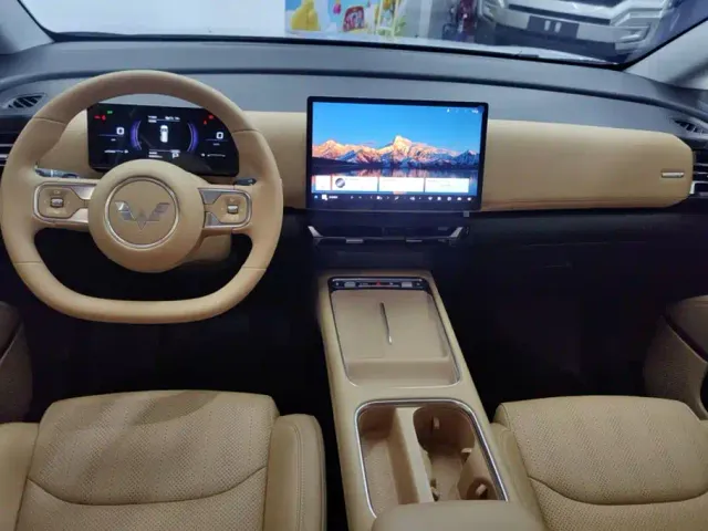 Wuling Starlight 730 — Фото автомобиля 12
