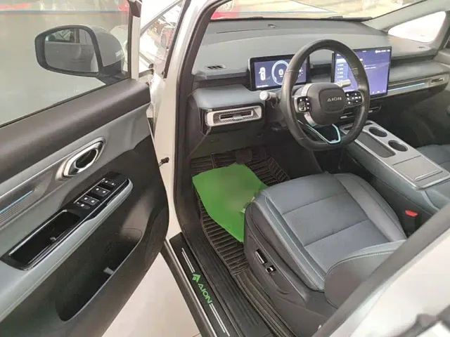 GAC Aion Y — Фото автомобиля 15