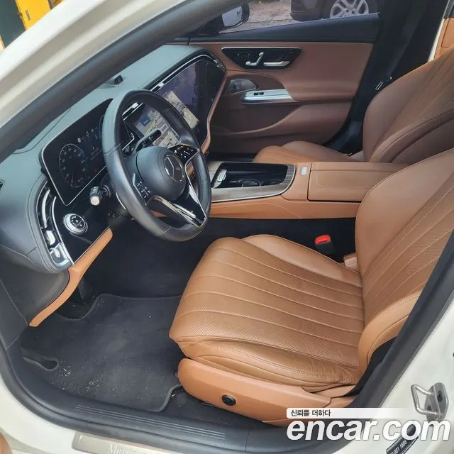 Mercedes-Benz E-Class E-класс W214 E300 4MATIC Exclusive — Фото автомобиля 18