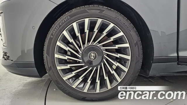 Hyundai Grandeur Grandeur (GN7) 3.5 Бензин 4WD — Фото автомобиля 5