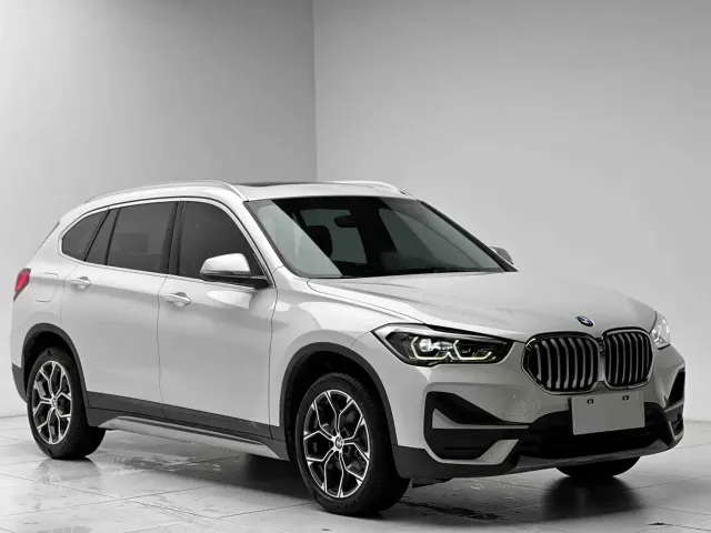 BMW X1 — Фото автомобиля 3