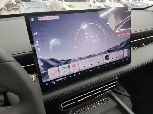 Wuling Starlight — Фото автомобиля 12