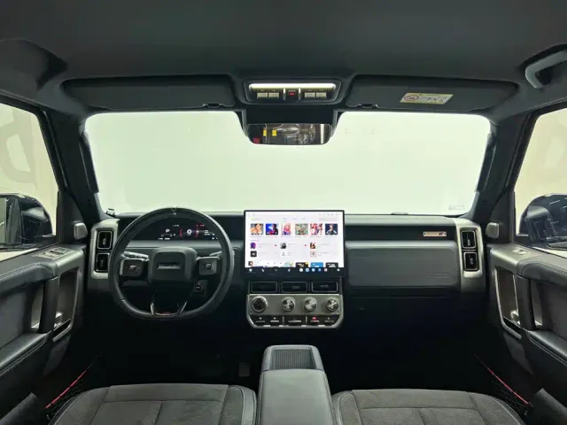 iCAR V23 — Фото автомобиля 22