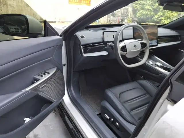 Dongfeng eπ 007 — Фото автомобиля 15