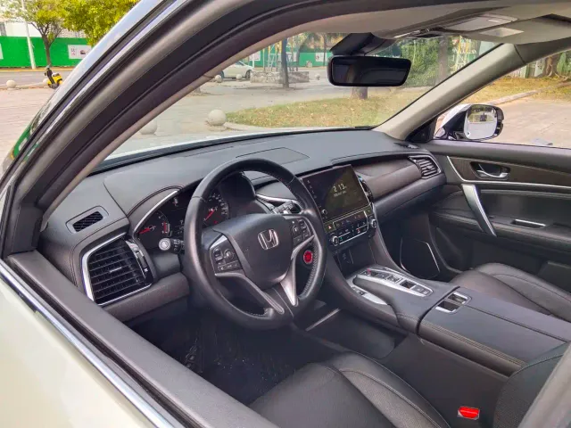 Honda Avancier — Фото автомобиля 11