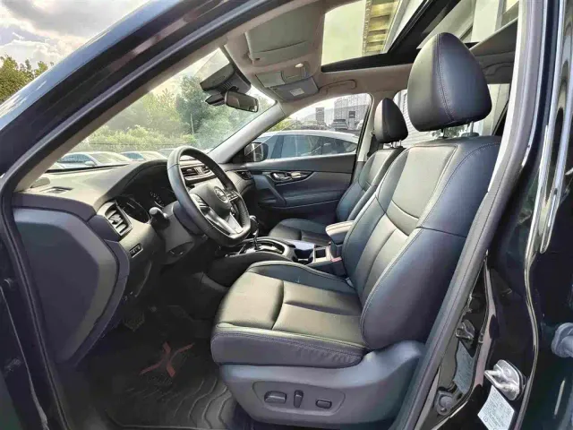 Nissan X-Trail — Фото автомобиля 4