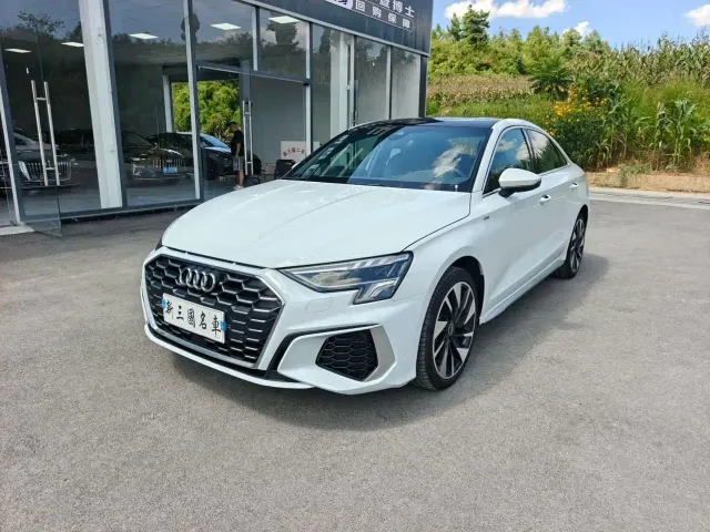 Фотография автомобиля — Audi A3