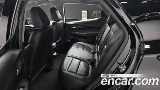 Chevrolet Bolt EV — Фото автомобиля 12