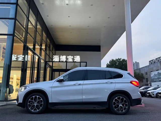 BMW X1 — Фото автомобиля 6