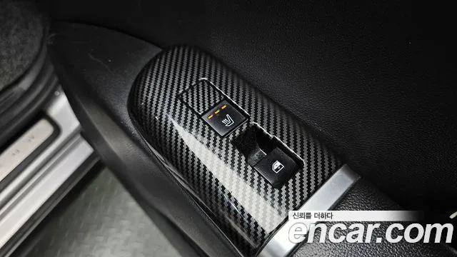 Hyundai Grandeur Grandeur (GN7) 3.5 LPG 2WD (Такси) — Фото автомобиля 19
