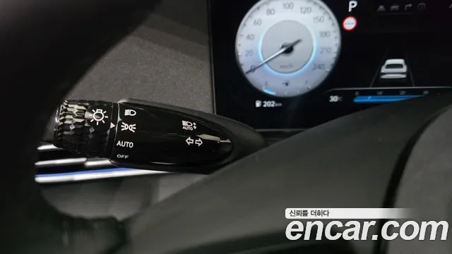 Hyundai AVANTE Новый Avante (CN7) — Фото автомобиля 13