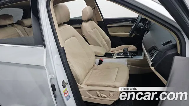 Audi Q5 FY — Фото автомобиля 15