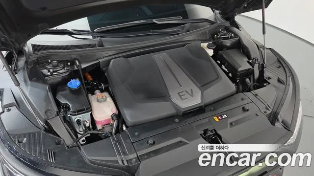 Kia EV6 — Фото автомобиля 9