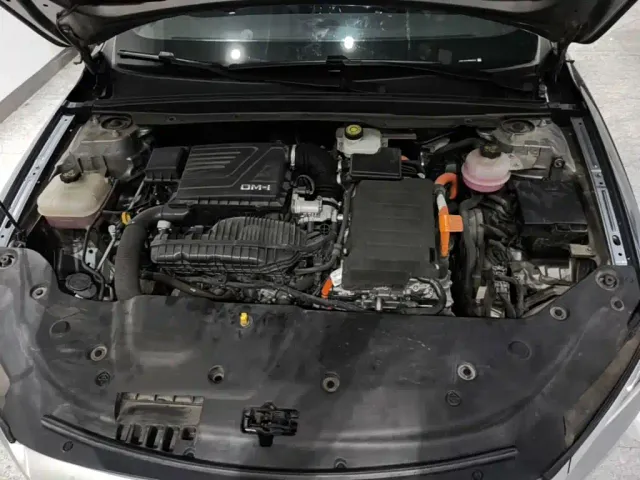 BYD Qin PLUS — Фото автомобиля 19