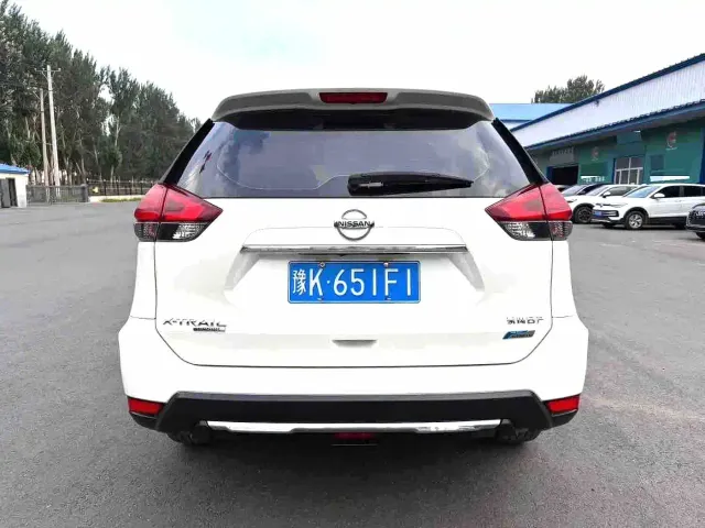 Nissan X-Trail — Фото автомобиля 9