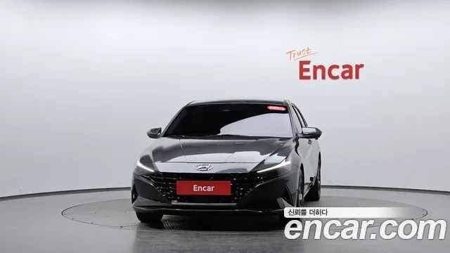 Hyundai Avante CN7 — Фото автомобиля 2