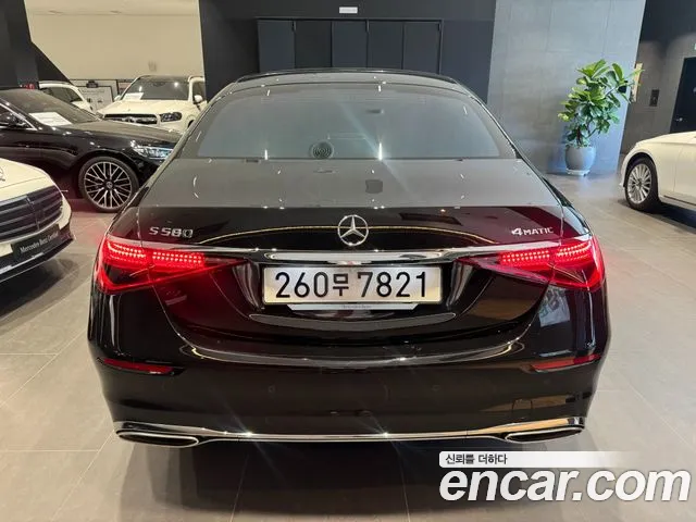 Mercedes-Benz S-Class — Фото автомобиля 4
