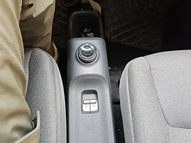 Wuling Zhiguang NEV — Фото автомобиля 13