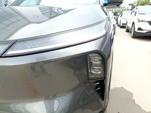 Dongfeng Aeolus L8 — Фото автомобиля 3