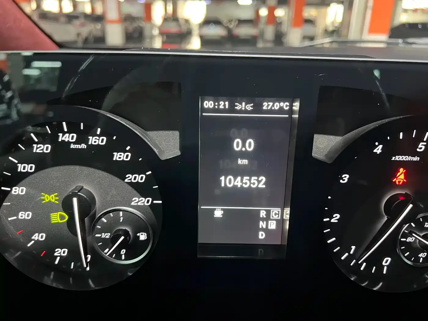 Mercedes-Benz Vito 2021 2.0T Business Edition 7-seater — Фото автомобиля 6