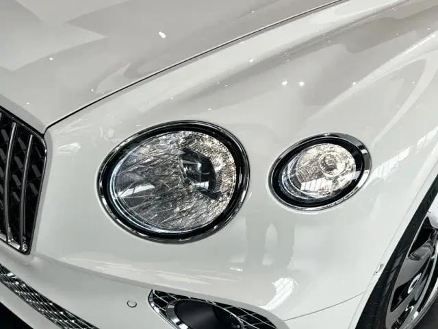 Bentley Continental — Фото автомобиля 9