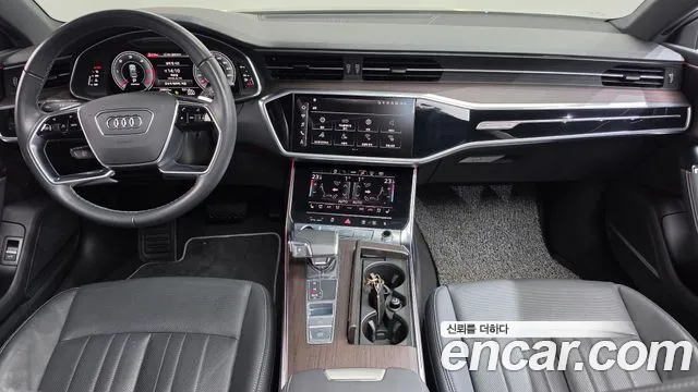 Audi A7 4K — Фото автомобиля 10