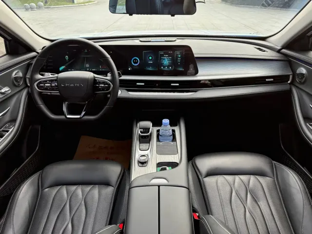 Chery Arrizo 8 — Фото автомобиля 6