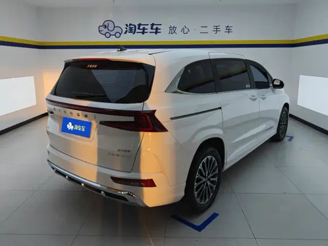 Hyundai Custo — Фото автомобиля 3