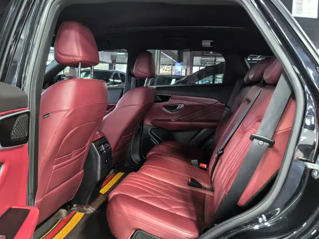 Jetour X70 Plus — Фото автомобиля 12