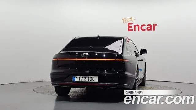 Hyundai Grandeur GN7 — Фото автомобиля 4