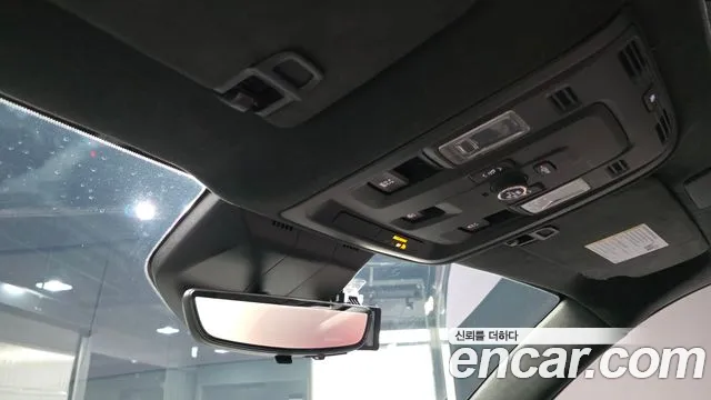 Cadillac Escalade 5th Gen — Фото автомобиля 29