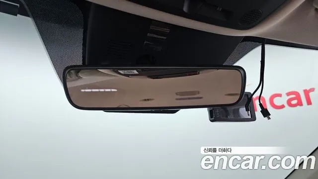 Kia Canival Carnival 4 поколение 9 мест Prestige — Фото автомобиля 16