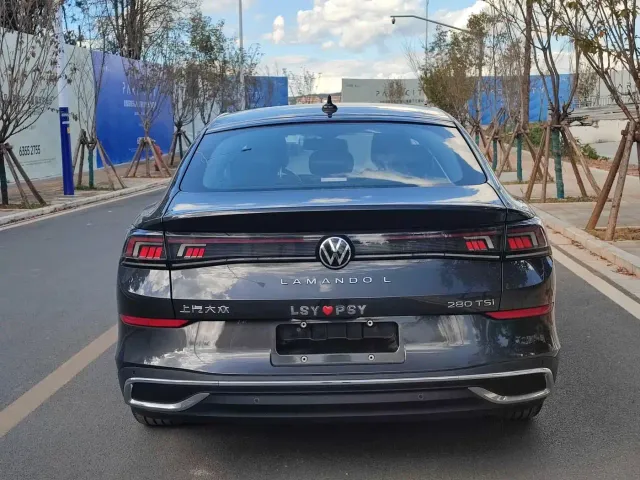 Volkswagen Lamando — Фото автомобиля 10