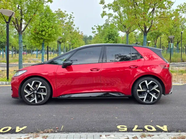 Volkswagen ID.3 — Фото автомобиля 7