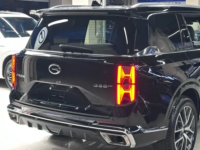 GAC Trumpchi GS8 — Фото автомобиля 9