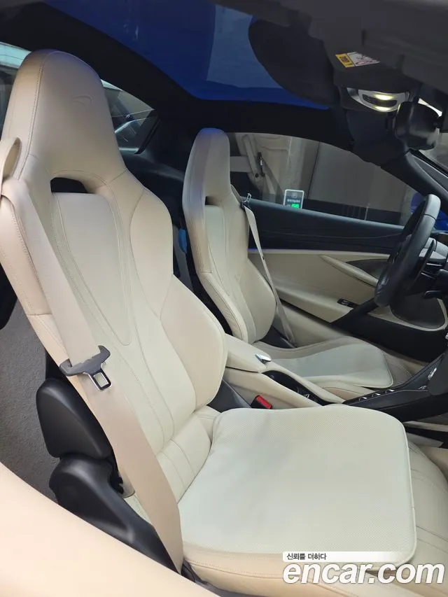 McLaren 720S — Фото автомобиля 6