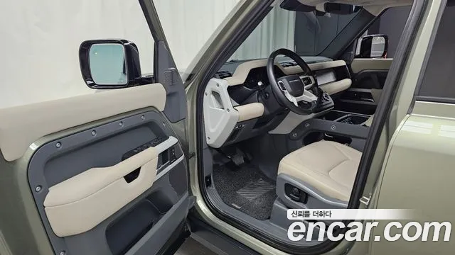Land Rover Defender L663 — Фото автомобиля 15