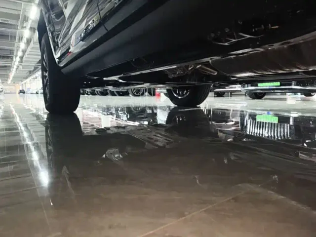 Tank Tank 700 New Energy 2024 Hi4-T Extreme Edition — Фото автомобиля 21