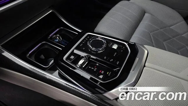 BMW 7-Series 7 серия (G70) — Фото автомобиля 9