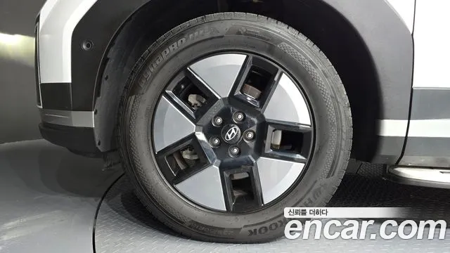 Hyundai Santa Fe MX5 — Фото автомобиля 5
