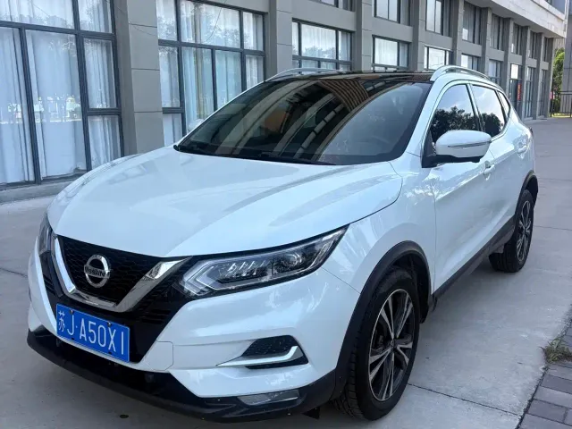 Фотография автомобиля — Nissan Qashqai