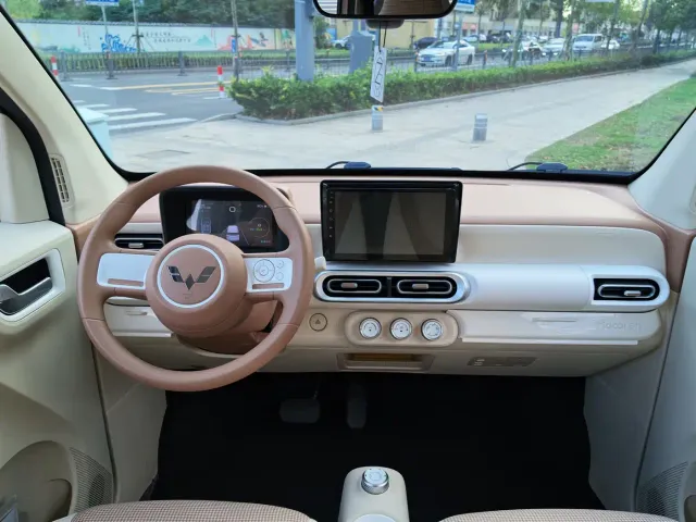 Wuling Hongguang Mini EV — Фото автомобиля 13
