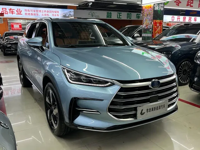 Фотография автомобиля — BYD Tang