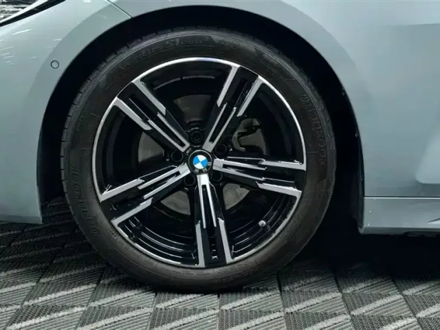 BMW 4 Series — Фото автомобиля 8